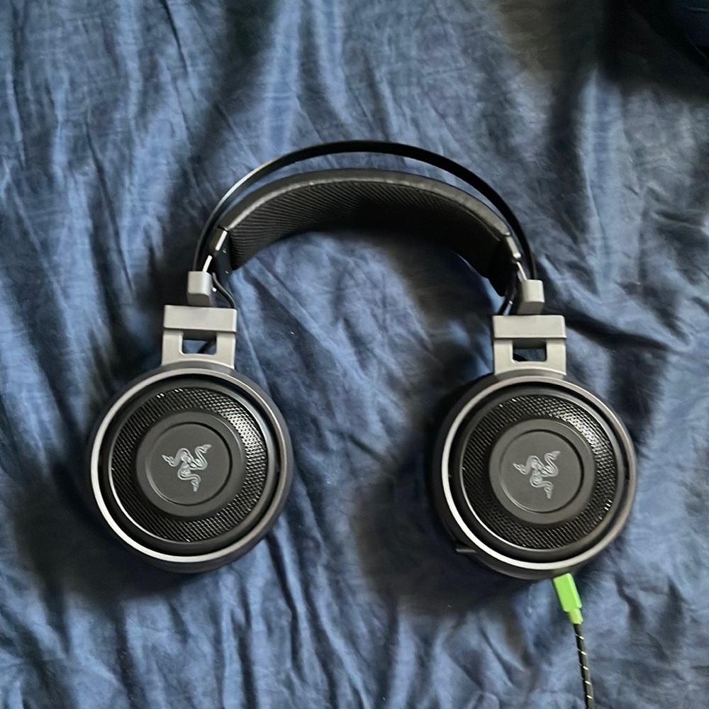 Razer Nari Ultimate.